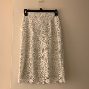 White lace pencil skirt